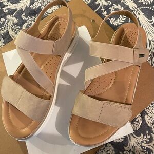 Stylish Beige Strappy Sandals